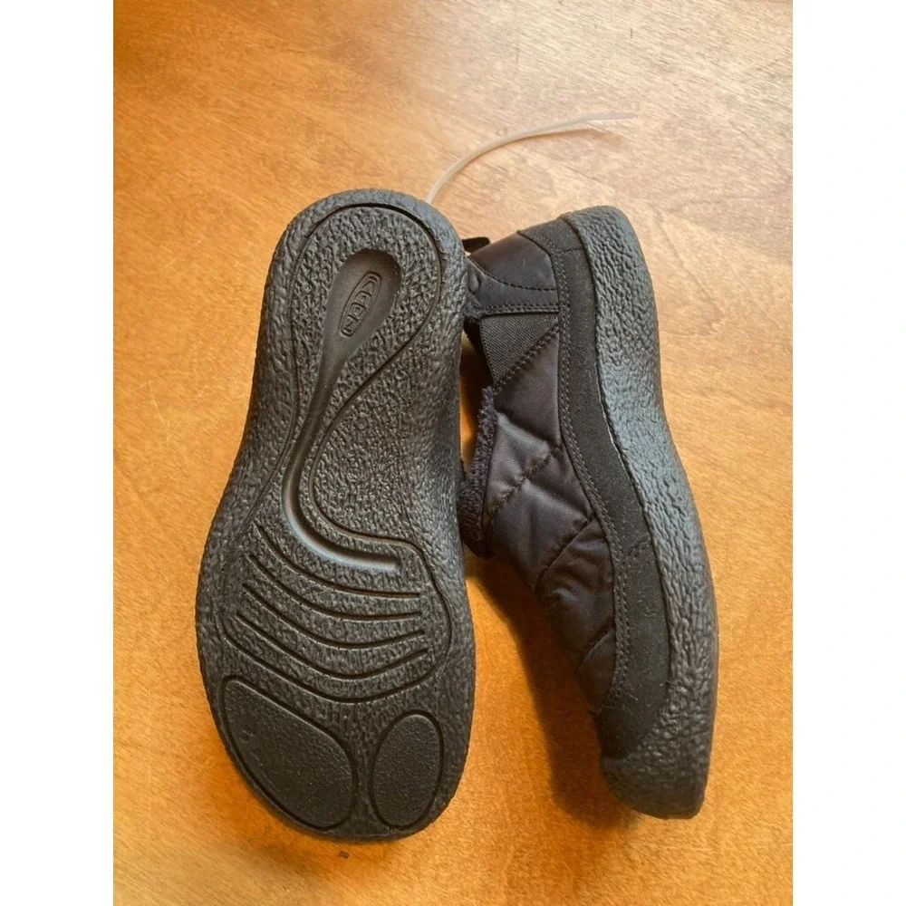 Keen Howser II Insulated Slip-On Sneakers Water Resistant Black Size US 3 NEW
